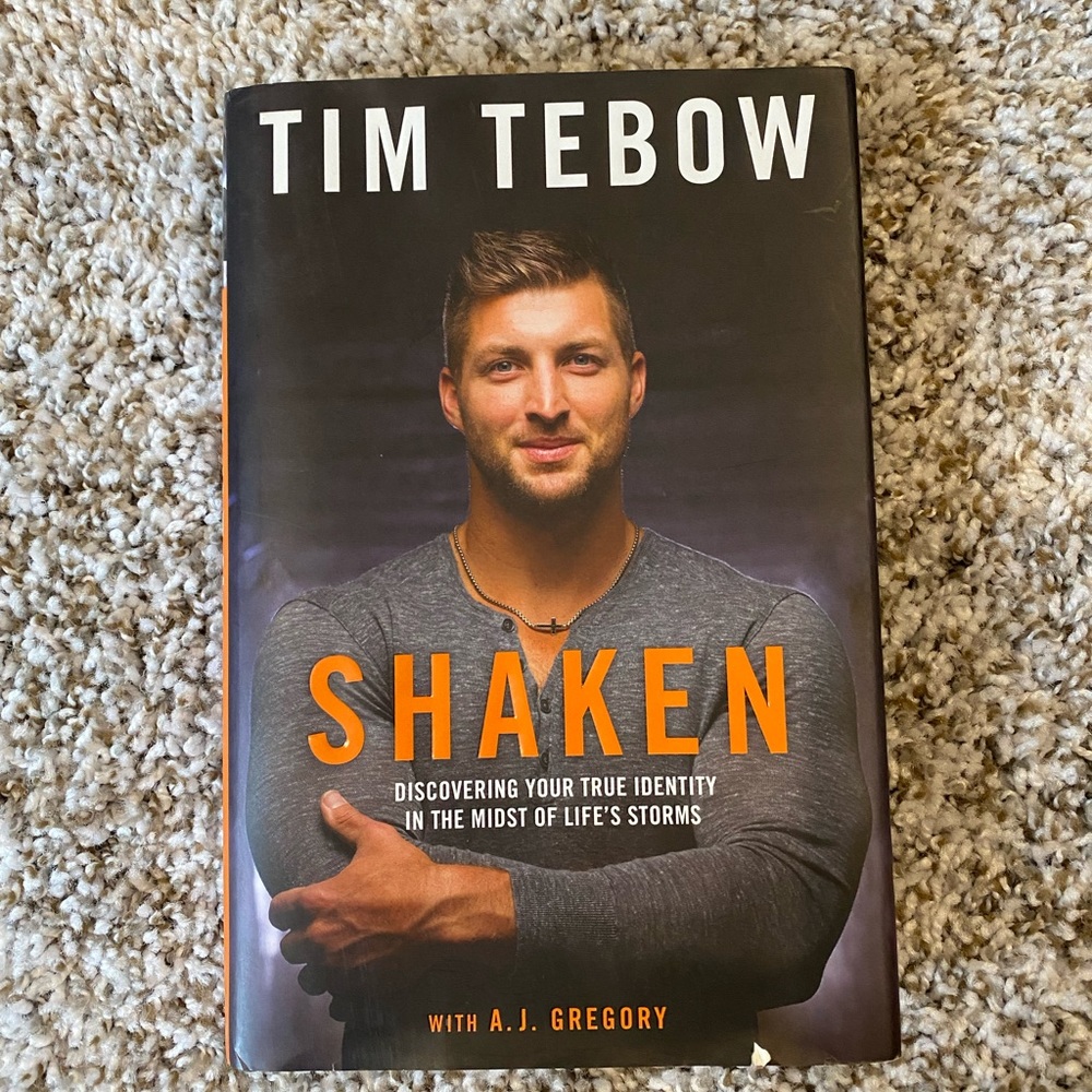 EUC - Tim Tebow - SHAKEN Hardback Book